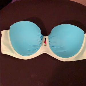 🌼4 for 20$ Strapless bathing suit top